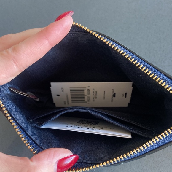 NWT coach wristlet navy blue and white - Picture 3 of 4